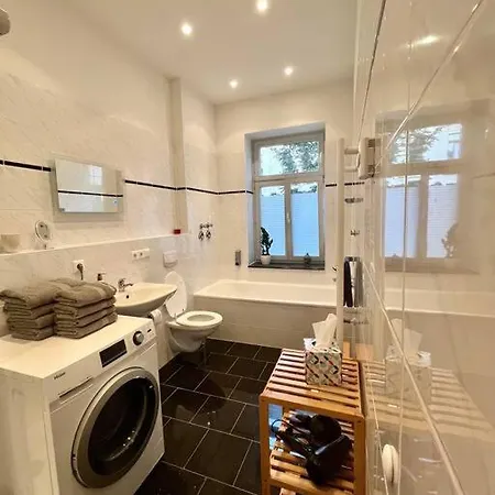 Firstclass 2r_apartment In 公寓